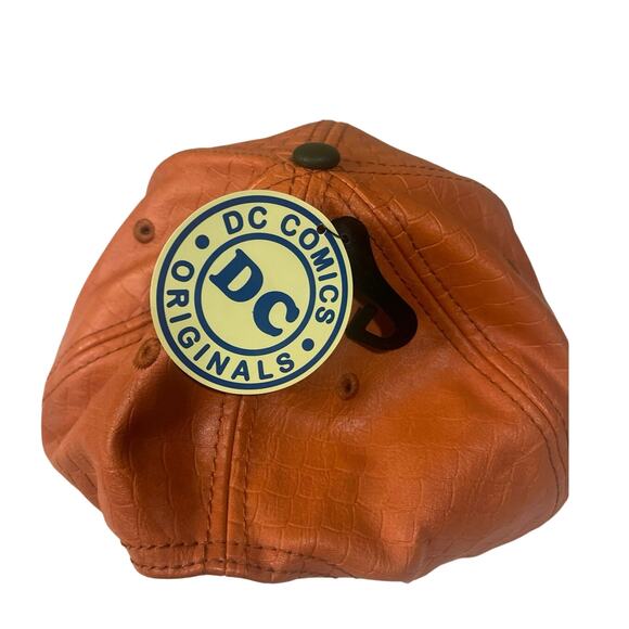 DC Comics NWT Bioworld Aquaman Snapback Orange + Green w/ Gold Logo - Picture 2 of 8